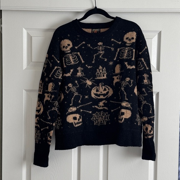 Kiel James Patrick Halloween Sweater - Picture 3 of 9